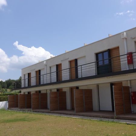 Les Jardins D'Athena Aparthotel Eguilles Exterior photo