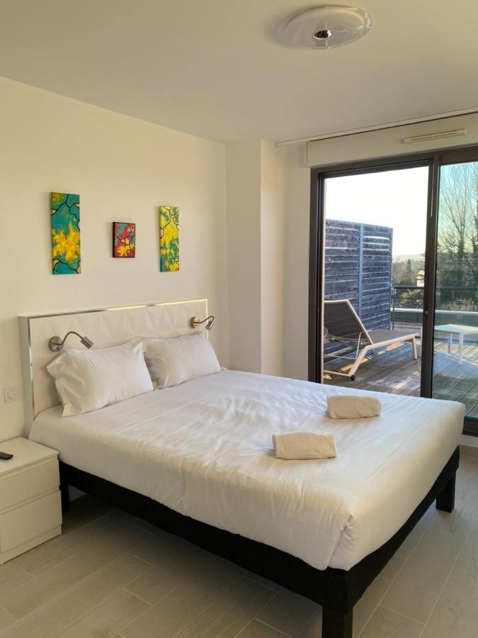 Les Jardins D'Athena Aparthotel Eguilles Exterior photo